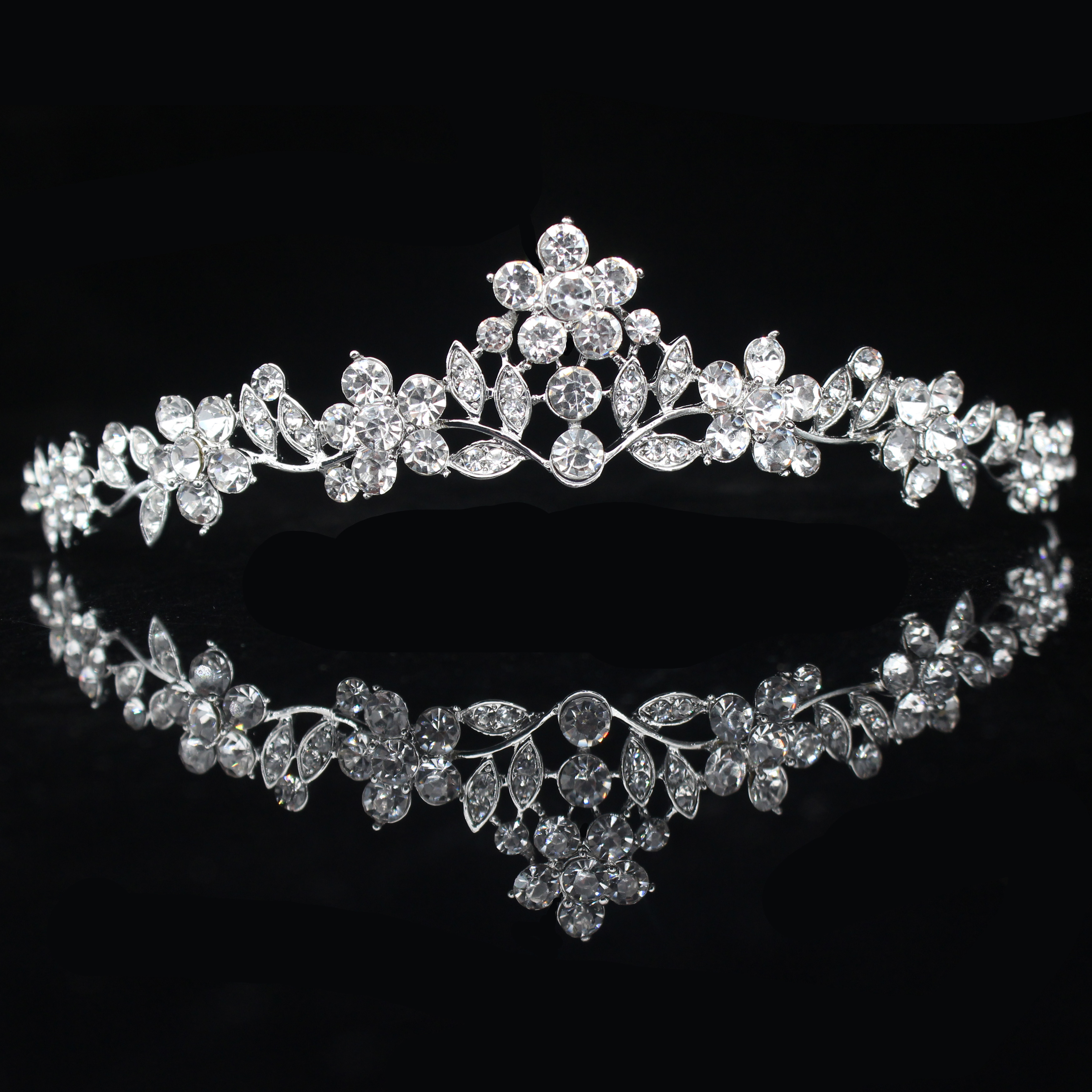 Crystal Wedding Bridal Tiara H - Women Knight Accessories ulasan dan harga