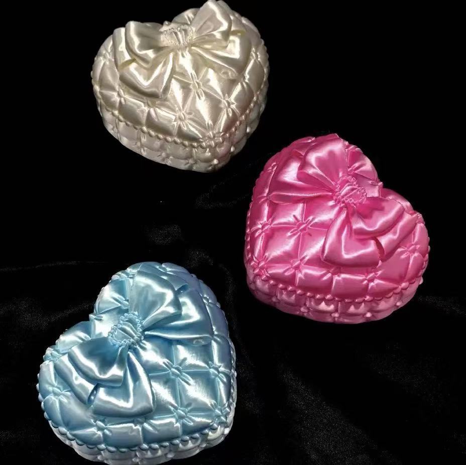 Silk Heart-Shaped Jewelry Box  - Women Accessories Gift Box ulasan dan harga