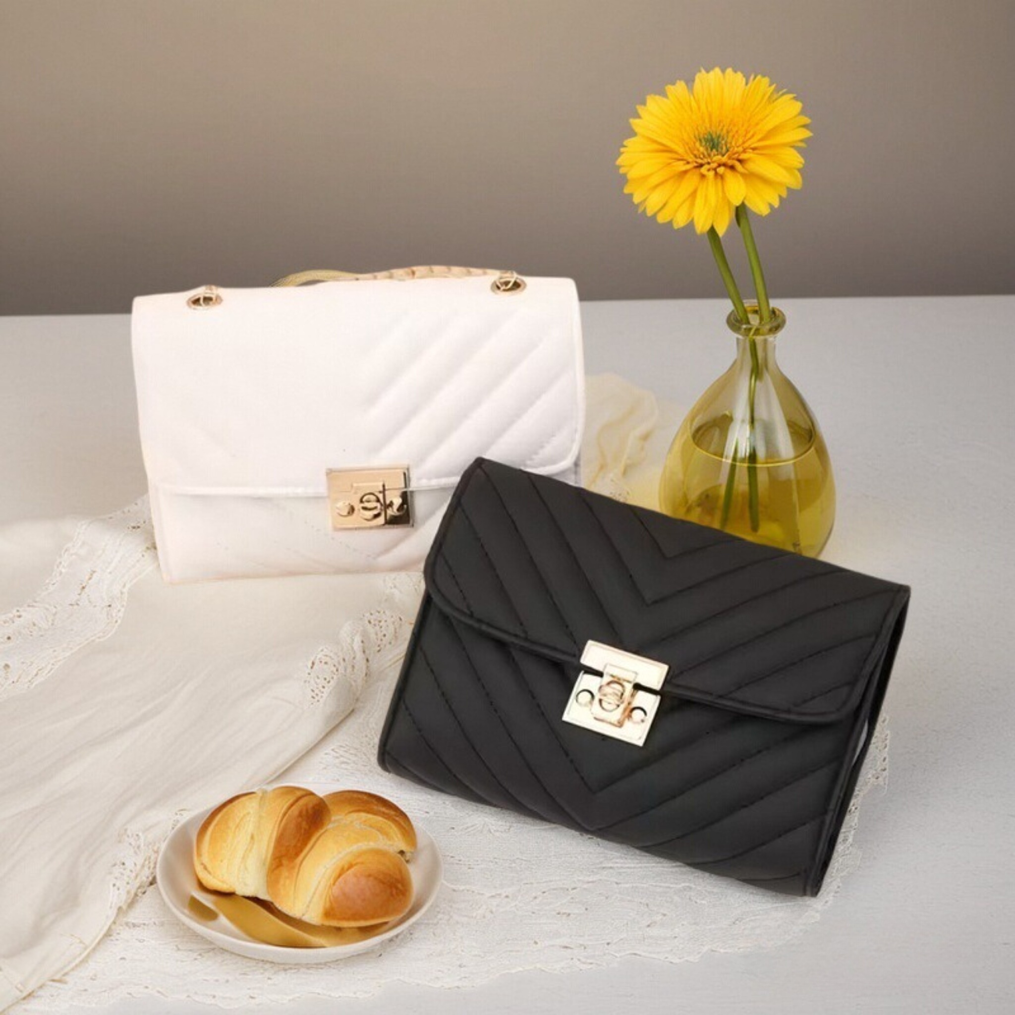 Luxury V-Chevron Quilted Chain - Women'S Accessories Louis Vuitton ulasan dan harga